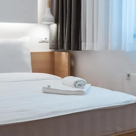 Aparthotel Zlatni Javor Jahorina