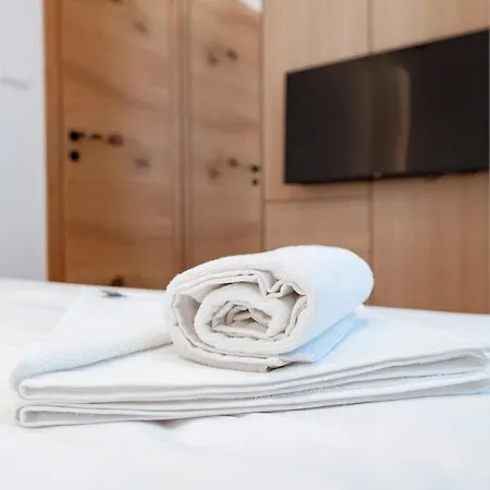 Aparthotel Zlatni Javor
