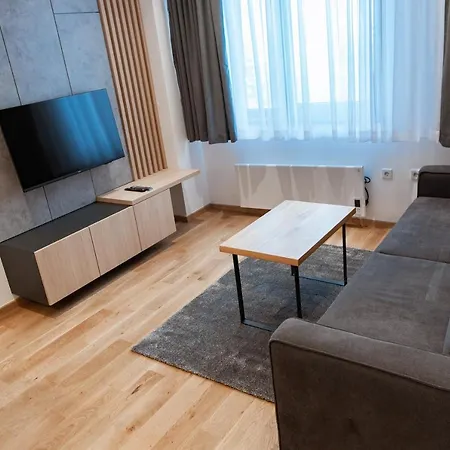 Aparthotel Zlatni Javor Jahorina