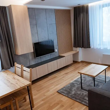 Zlatni Javor 4*