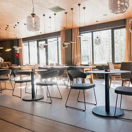 Aparthotel Zlatni Javor