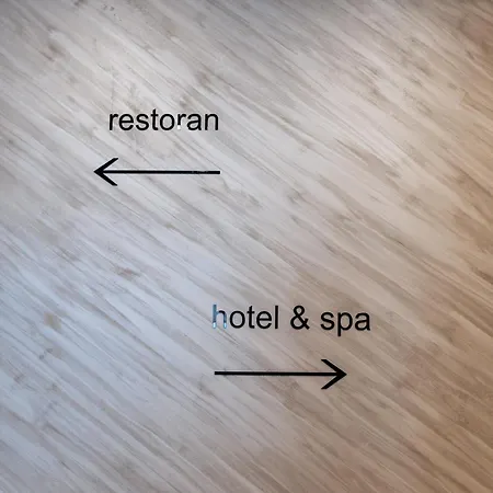 Zlatni Javor Aparthotel 4*