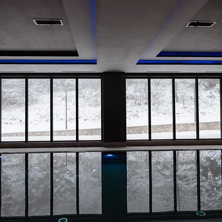 Zlatni Javor Aparthotel Jahorina