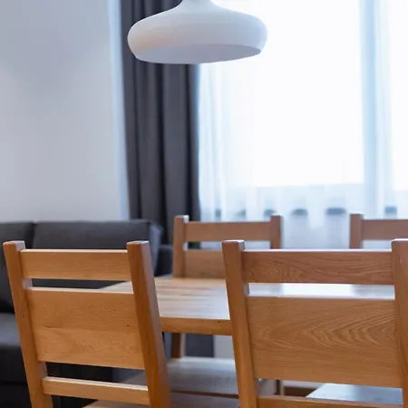 Zlatni Javor Aparthotel 4*