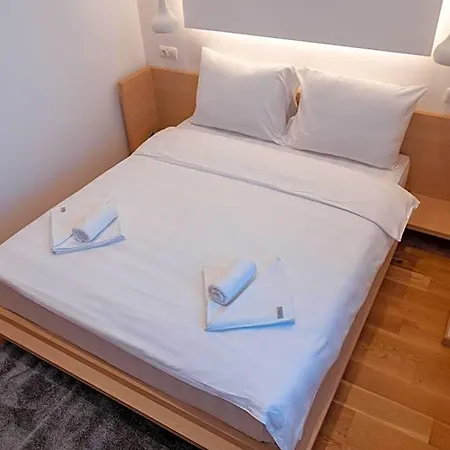 Zlatni Javor 4*
