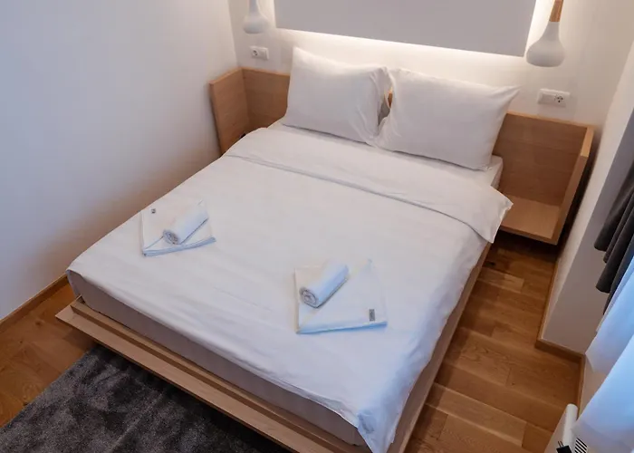 Aparthotel Zlatni Javor 4*